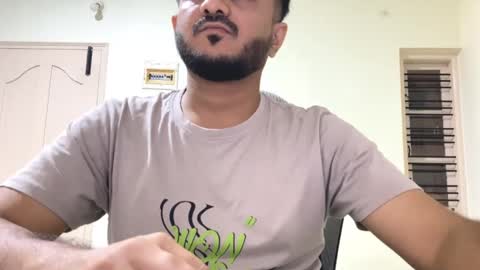 bighandsomesatisfy online show from 2, 11, 2025