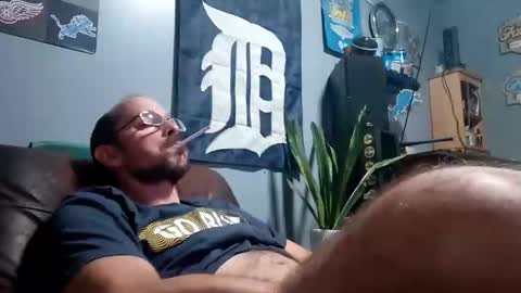 Snapshot of bigkandykane6969 chatting on 28, 10, 2025 bigkandykane6969 online show from 28, 10, 2025