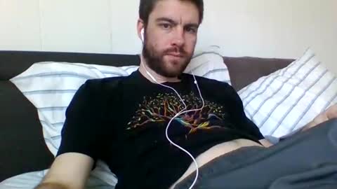 Snapshot of bigmag23 chatting on 11, 4, 2026 bigmag23 online show from 11, 4, 2026