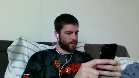 Snapshot of bigmag23 chatting on 18, 4, 2026 bigmag23 online show from 18, 4, 2026