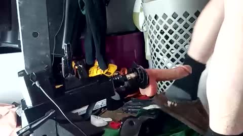 bigmanaround9 online show from 30, 10, 2025