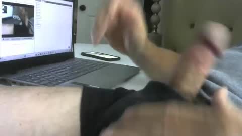 Txbator1 online show from 25, 9, 2025