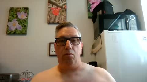 Snapshot of bignhard_69_ chatting on 12, 6, 2026 bignhard_69_ online show from 12, 6, 2026