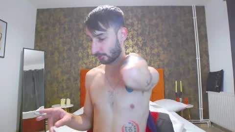 Snapshot of bignosebigcok chatting on 29, 10, 2025 bignosebigcok online show from 29, 10, 2025