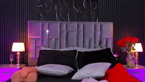 Snapshot of bigsexxyass chatting on 20, 6, 2026 Zayra online show from 20, 6, 2026