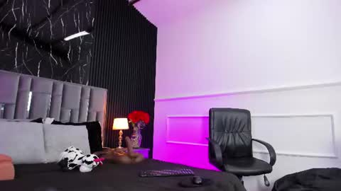 Snapshot of bigsexxyass chatting on 22, 7, 2026 Zayra online show from 22, 7, 2026