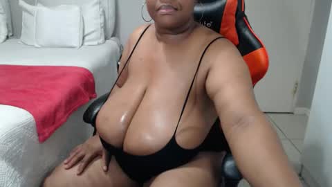 Lona online show from 16, 4, 2026