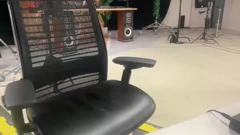 Big White Cock Worship online show from 8, 6, 2026