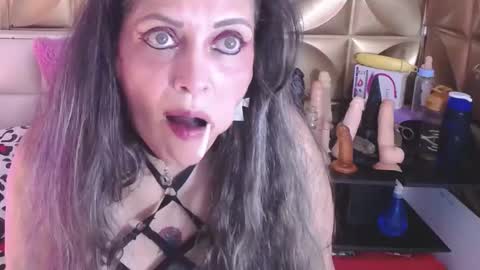 Biky Hot online show from 21, 1, 2025