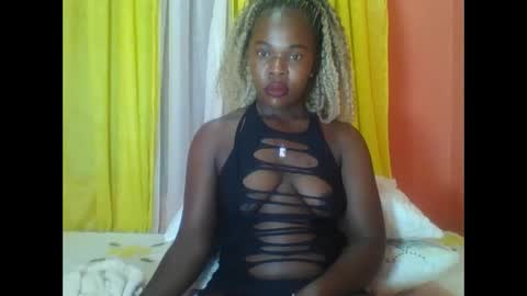 Snapshot of bilion_ass chatting on 3, 1, 2025 TREZAH online show from 3, 1, 2025