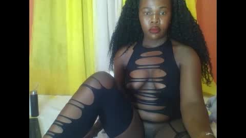 Snapshot of bilion_ass chatting on 20, 1, 2025 TREZAH online show from 20, 1, 2025