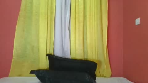 Snapshot of bilion_ass chatting on 11, 2, 2025 TREZAH online show from 11, 2, 2025