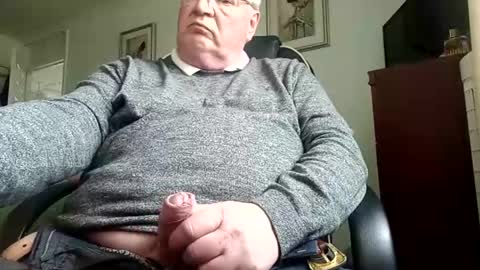 Snapshot of billlllllyb chatting on 17, 5, 2026 billlllllyb online show from 17, 5, 2026