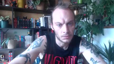 Billy FingerCut online show from 6, 10, 2025