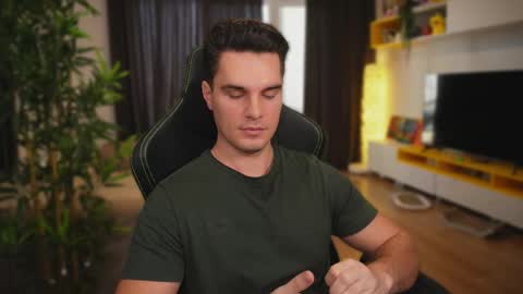 Snapshot of billypassion chatting on 11, 10, 2025 BillyPassion online show from 11, 10, 2025