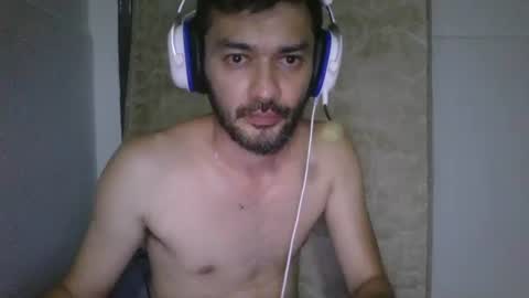 Snapshot of binhodm1 chatting on 21, 12, 2024 binhodm1 online show from 21, 12, 2024