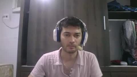 Snapshot of binhodm1 chatting on 11, 1, 2025 binhodm1 online show from 11, 1, 2025