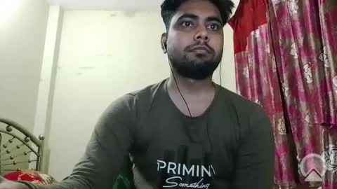 Snapshot of birbikrom104 chatting on 3, 11, 2025 birbikrom104 online show from 3, 11, 2025