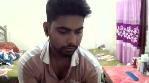Snapshot of birbikrom104 chatting on 3, 6, 2026 birbikrom104 online show from 3, 6, 2026