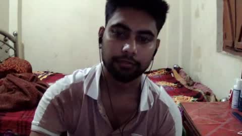 Snapshot of birbikrom104 chatting on 24, 6, 2026 birbikrom104 online show from 24, 6, 2026