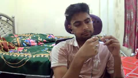 Snapshot of birbikrom104 chatting on 12, 7, 2026 birbikrom104 online show from 12, 7, 2026