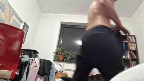 Snapshot of bisexdadd chatting on 9, 12, 2024 bisexdadd online show from 9, 12, 2024