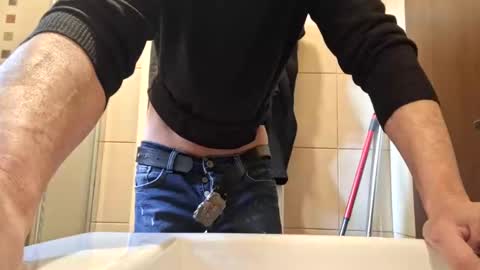 Snapshot of bisexdadd chatting on 23, 1, 2025 bisexdadd online show from 23, 1, 2025