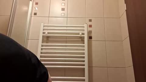 Snapshot of bisexdadd chatting on 14, 10, 2025 bisexdadd online show from 14, 10, 2025