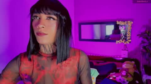  ..  .. online show from 25, 11, 2025