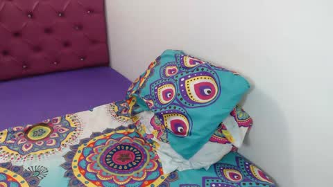 Snapshot of bitch_mommy_x chatting on 10, 1, 2025 I am everything. Your highness queen goddess mistress god daddy mommy boss master. you will address me as such online show from 10, 1, 2025