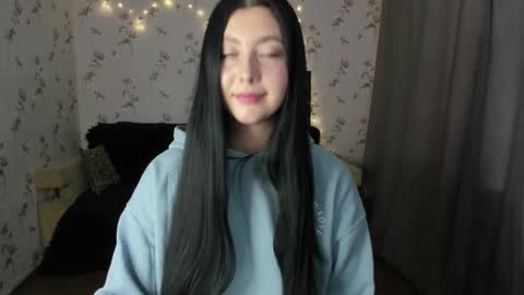 Snapshot of black_berry_bla_ck chatting on 21, 9, 2025 black_berry_bla_ck online show from 21, 9, 2025