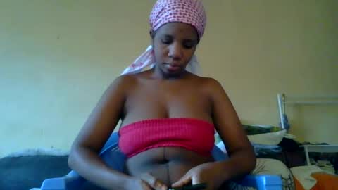 Snapshot of black_queen0111254 chatting on 12, 7, 2026 Blackqueen online show from 12, 7, 2026