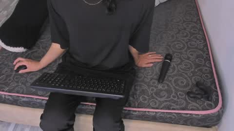 B L A C K  R O S E  online show from 9, 4, 2026