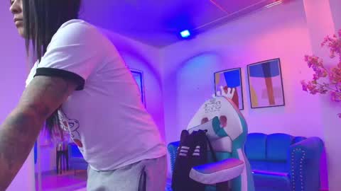 Snapshot of black_roseee chatting on 21, 4, 2026 Rousse online show from 21, 4, 2026