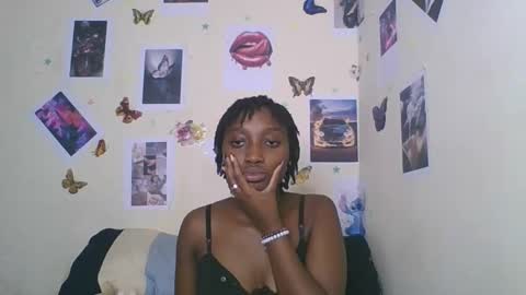 Snapshot of black_rosey chatting on 16, 1, 2026 veraa online show from 16, 1, 2026