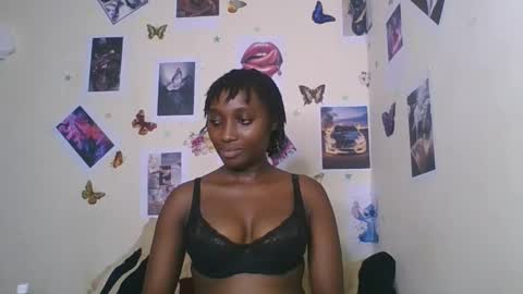 Snapshot of black_rosey chatting on 18, 1, 2026 veraa online show from 18, 1, 2026