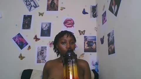 Snapshot of black_rosey chatting on 18, 1, 2026 veraa online show from 18, 1, 2026