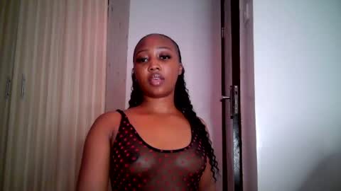 Snapshot of black_rosey chatting on 15, 6, 2026 veraa online show from 15, 6, 2026