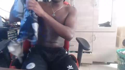 Snapshot of black_shatb chatting on 7, 3, 2026 Black online show from 7, 3, 2026
