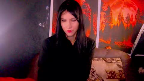 Snapshot of black_sswan chatting on 7, 11, 2025 Kristin online show from 7, 11, 2025