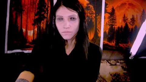 Snapshot of black_sswan chatting on 25, 11, 2025 Kristin online show from 25, 11, 2025