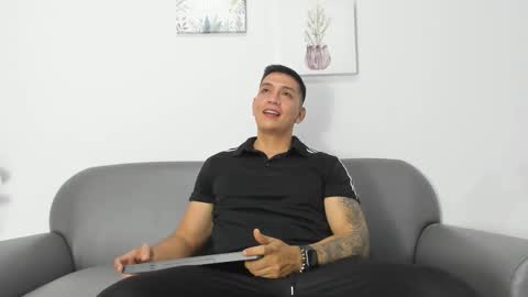 Max online show from 19, 9, 2025