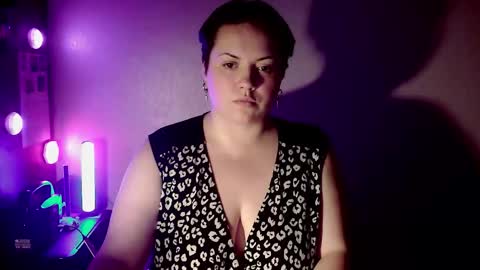 BlackkVelvet online show from 21, 2, 2026