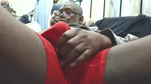 Snapshot of blackmanluv chatting on 12, 5, 2026 Me and her online show from 12, 5, 2026