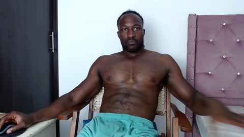 Snapshot of blacknikes chatting on 15, 1, 2025 Twtter 1MikeBeckford            Onlyfns beckfordmike online show from 15, 1, 2025