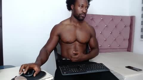 Snapshot of blacknikes chatting on 15, 10, 2025 Twtter 1MikeBeckford            Onlyfns beckfordmike online show from 15, 10, 2025