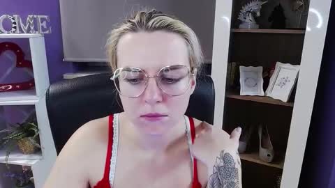 Snapshot of blackrosezoey chatting on 23, 2, 2026 Z O E Y online show from 23, 2, 2026