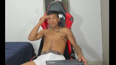 Snapshot of blacksex_boy chatting on 15, 1, 2026 Marlon online show from 15, 1, 2026