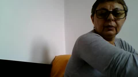 Snapshot of blackwidow05 chatting on 23, 10, 2025 Black Widow online show from 23, 10, 2025