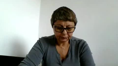 Snapshot of blackwidow05 chatting on 5, 11, 2025 Black Widow online show from 5, 11, 2025